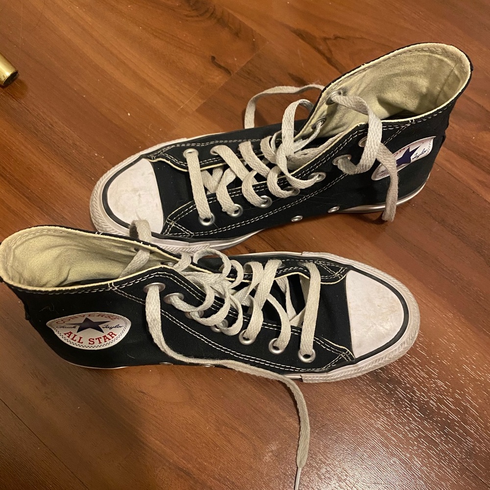 Black high top converse - Picture 4 of 5